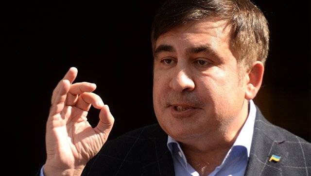 «Чемодан без ручки»: кто использует Саакашвили против Порошенко