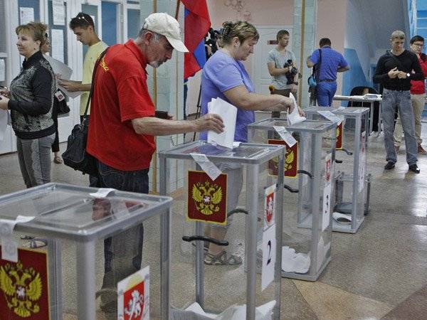 18% россиян поддержали бы несуществующего кандидата на президентский пост