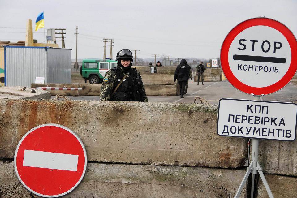 За визой в Киев: Соединенные Штаты «глумятся» над россиянами
