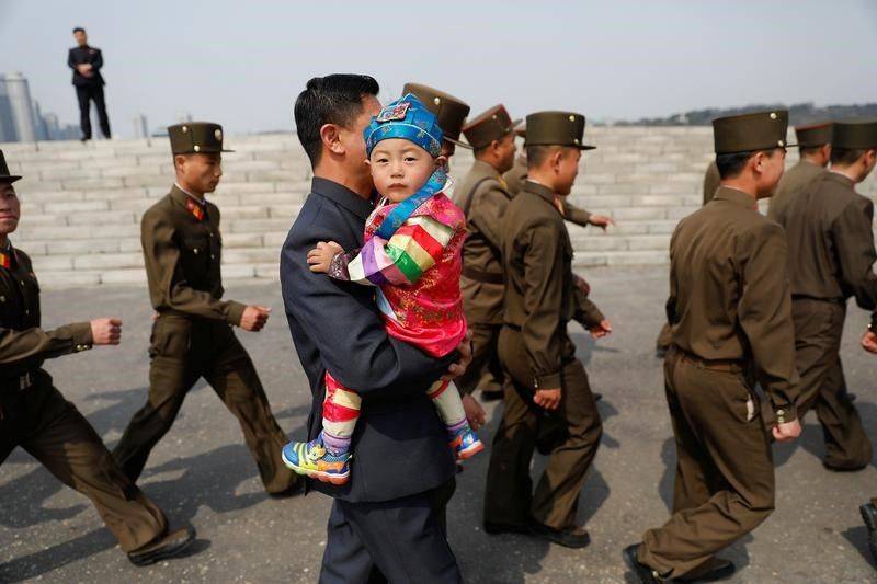 Пошли на добивание: США ввели санкции против населения КНДР, включая детей