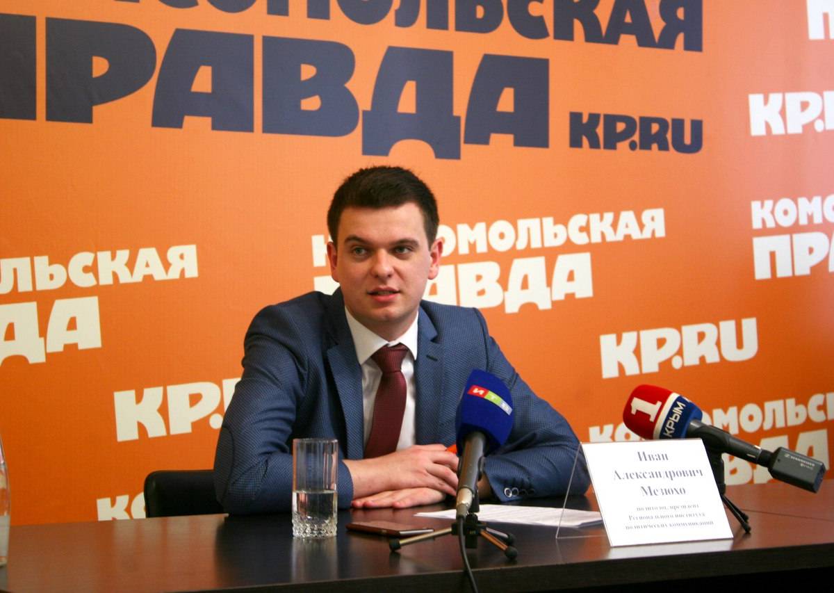 Мезюхо рассказал, почему Порошенко выступает против миротворцев в Донбассе