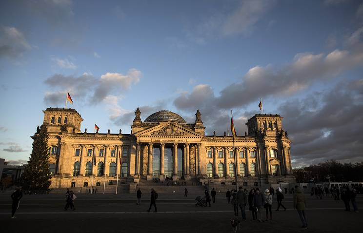 Фракции партий в Бундестаге сформированы, впереди коалиционные переговоры