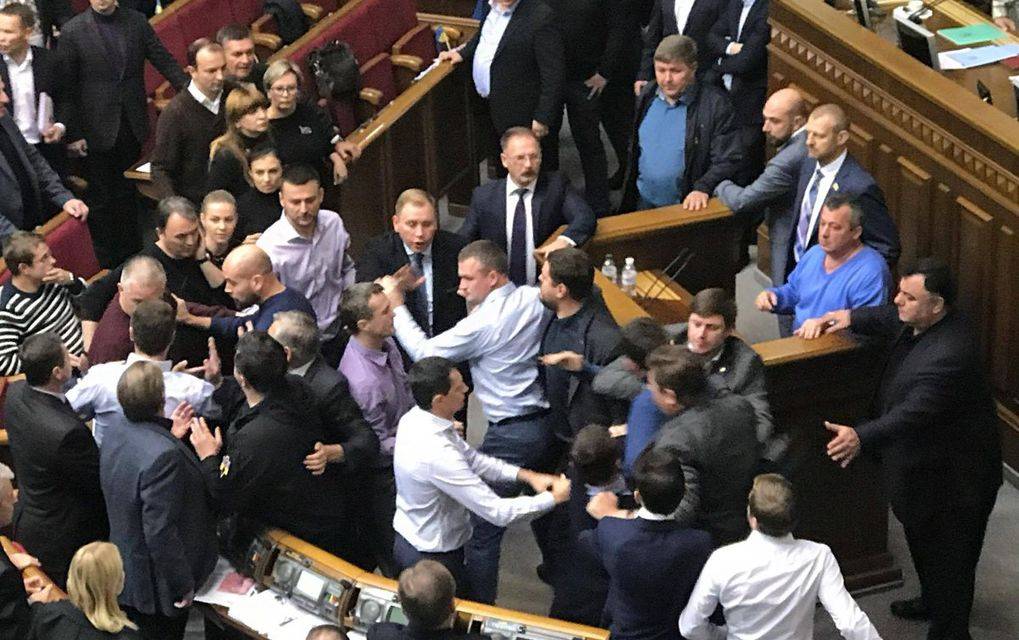 Реинтеграция или война? Реинтеграция или война?