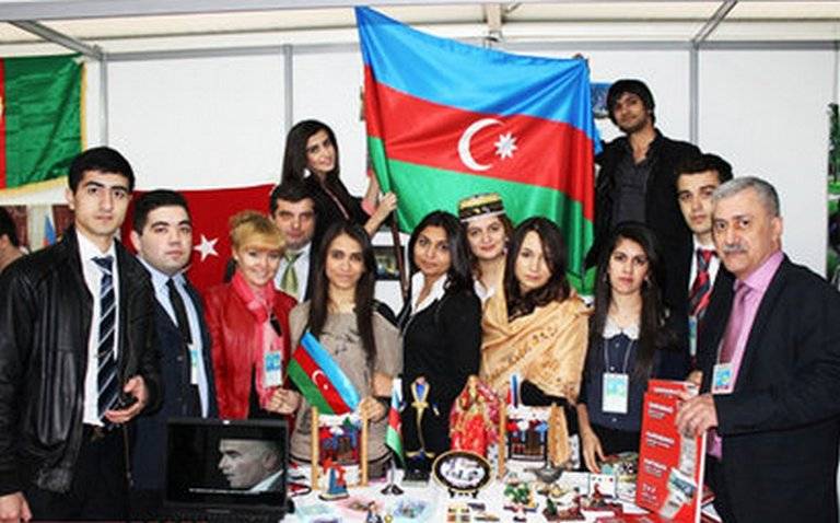 Чьи интересы в России защищают нурсисты из Азербайджана?