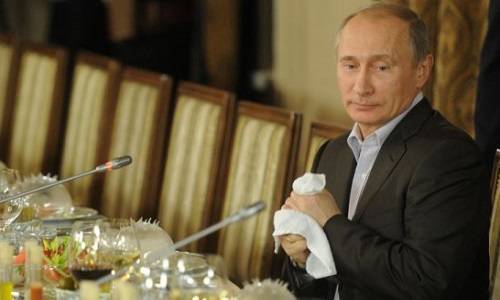 Власть угощает власть: нардепы Питера подали на бедность Кириллу и Путину Власть угощает власть: нардепы Питера подали на бедность Кириллу и Путину