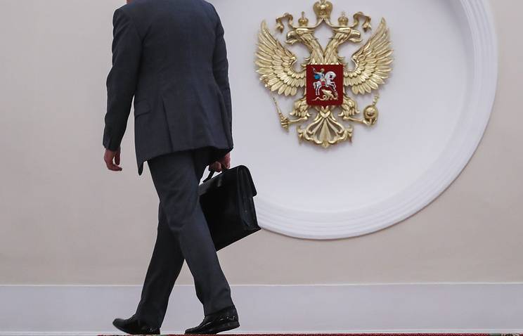 "Зеленая папка", которую президент РФ вручает губернаторам