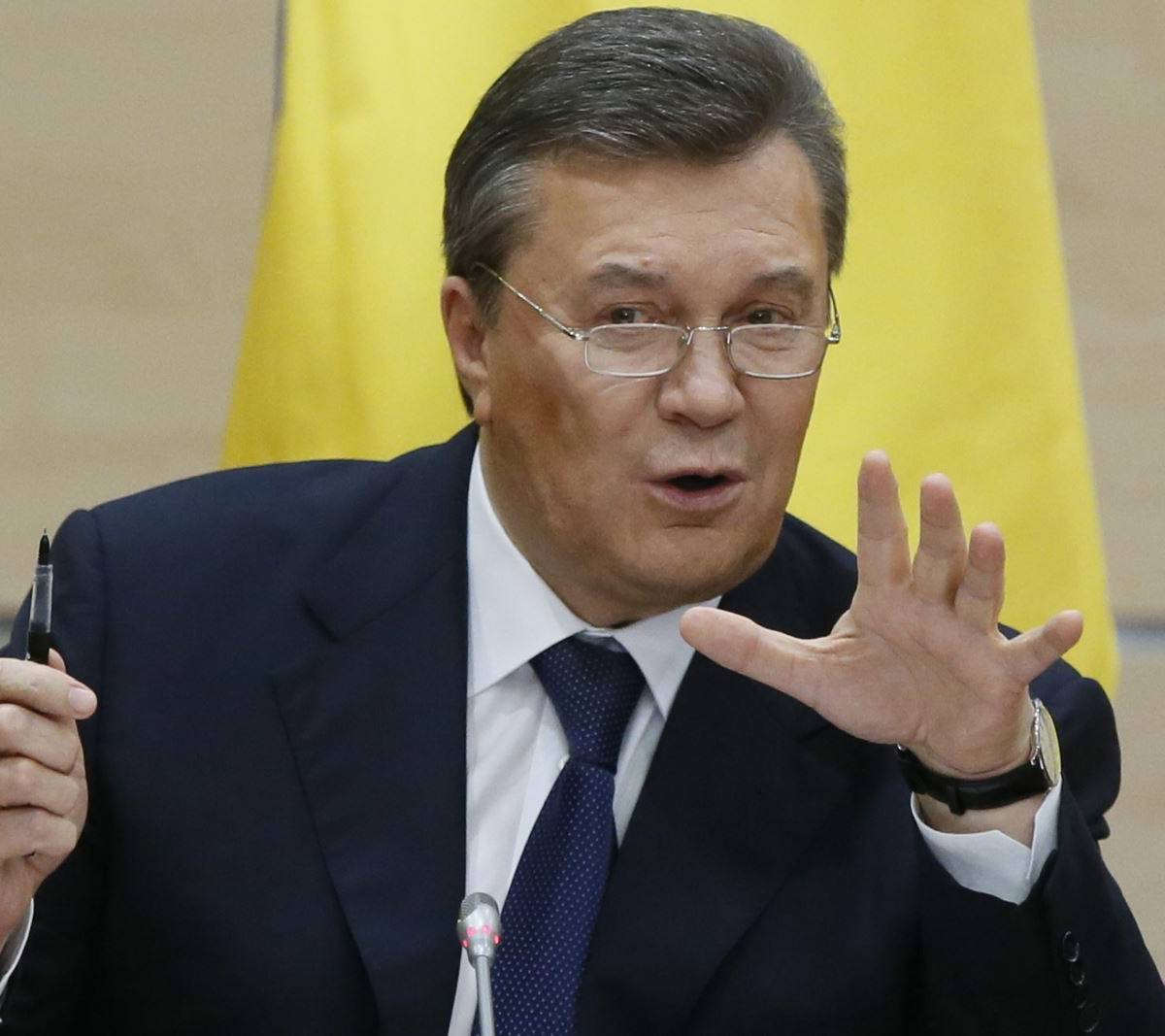 С Януковича сняли большую часть обвинений по делу о Майдане