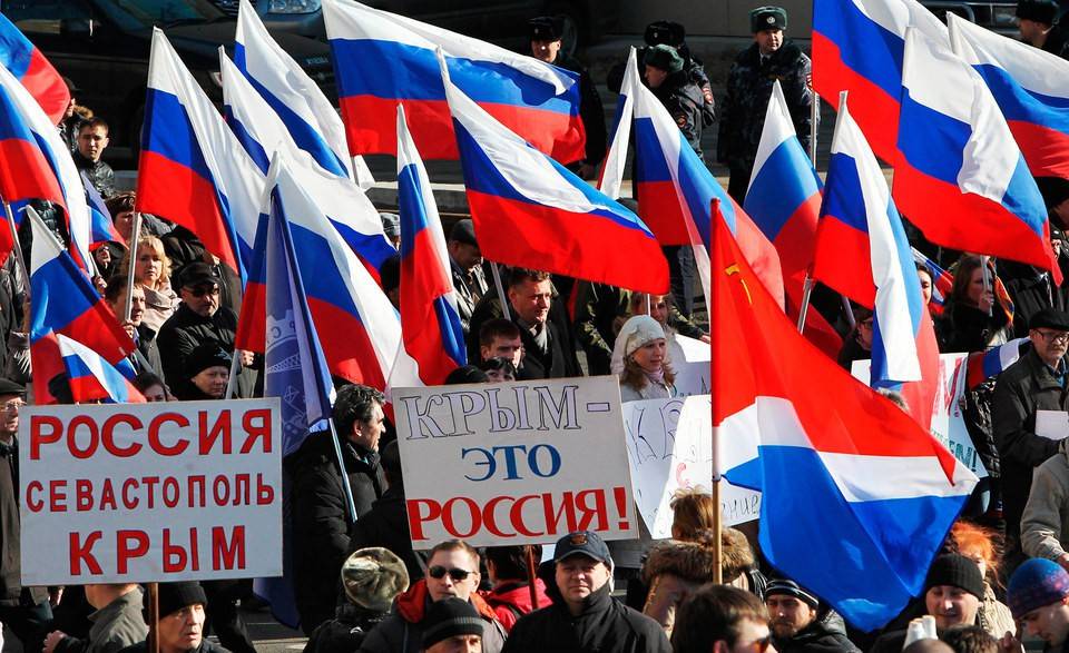 Тотальный отрыв Украины от России: кому выгодна дискриминация Крыма