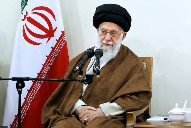 Али Хаменеи – покровитель шиитов и борец с международным империализмом