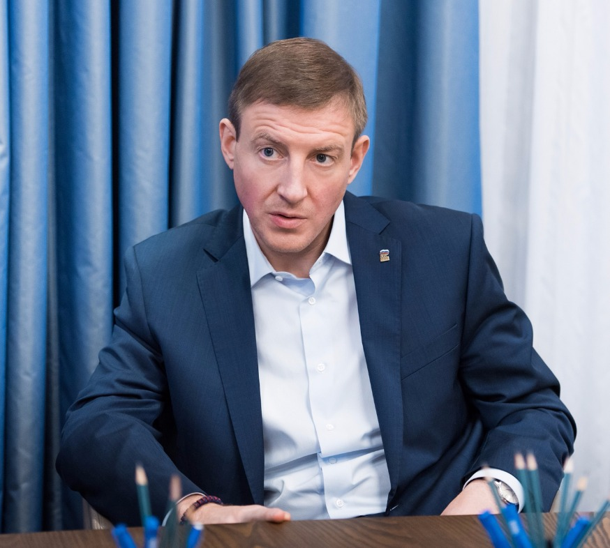 Турчак выстраивает партийную вертикаль под выборы президента России Турчак выстраивает партийную вертикаль под выборы президента России