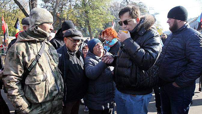 Саакашвили превратит палаточный городок Киева в лагерь «новых спартанцев»