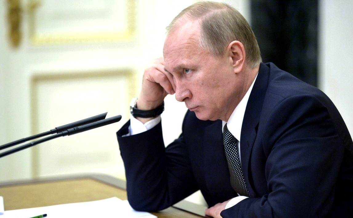 Почему Путин молчит о своем участии в выборах?