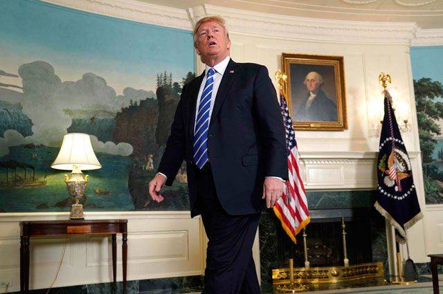 Уж с Трампом невтерпёж. Состоится ли импичмент президенту США? Уж с Трампом невтерпёж. Состоится ли импичмент президенту США?