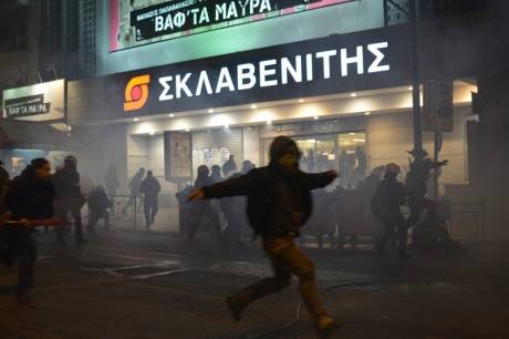 Греция: восстание закончилось, но привычка осталась