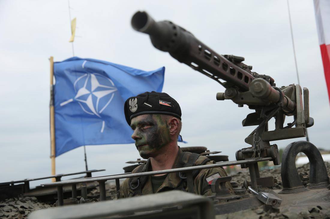 Опять коррупция мешает: Украину и Грузию в НАТО не ждут