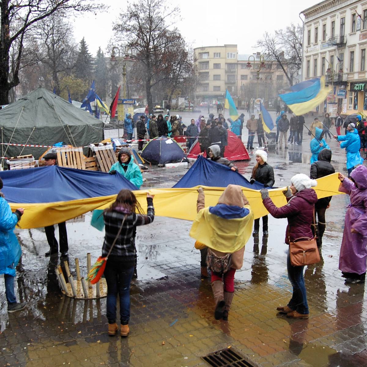 Почему кровавая киевская хунта скрывает ужасные преступления на «майдане»