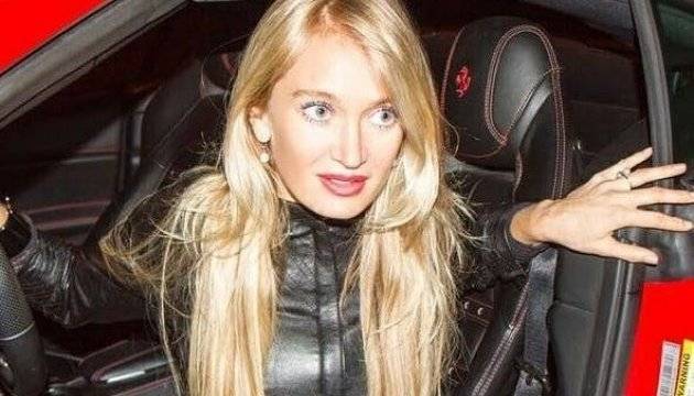 Скандальная украинка Гринь предложила «отрезать» Донбасс для Путина Скандальная украинка Гринь предложила «отрезать» Донбасс для Путина