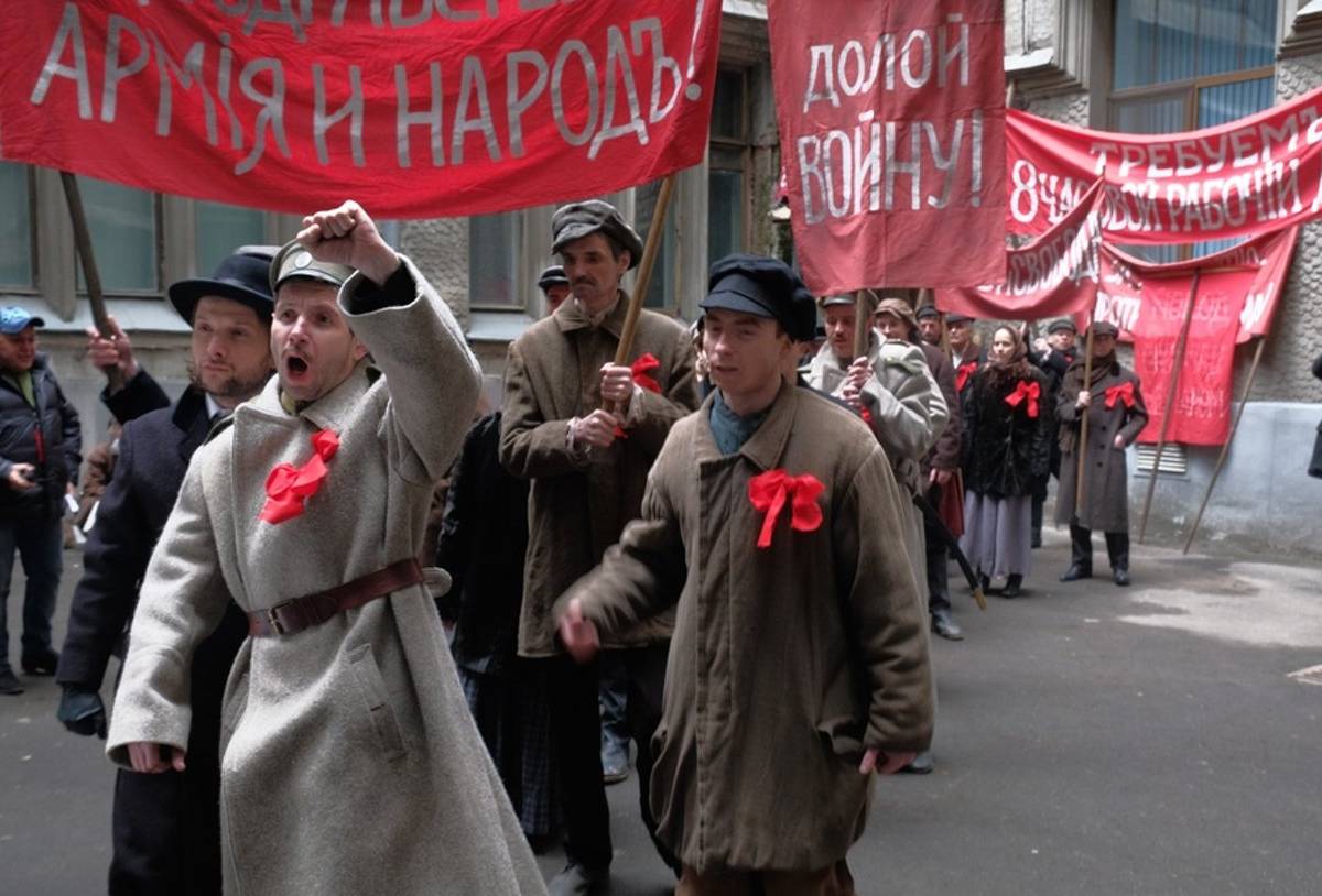 Пломбированный экран: телеклевета на большевиков