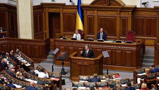 Украинский закон о реинтеграции Донбасса грозит отменой "Минска-2" Украинский закон о реинтеграции Донбасса грозит отменой "Минска-2"