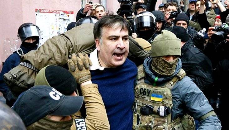 В Киеве после задержания Саакашвили вспыхнули беспорядки