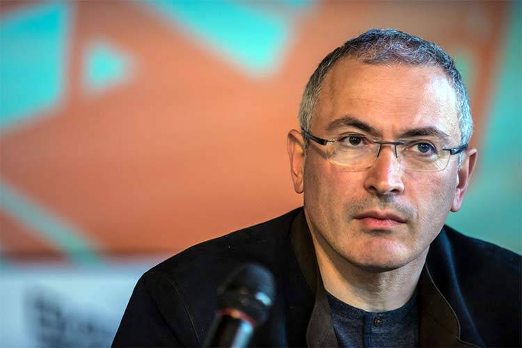 Ходорковский поддерживает Собчак и Навального в президентской гонке