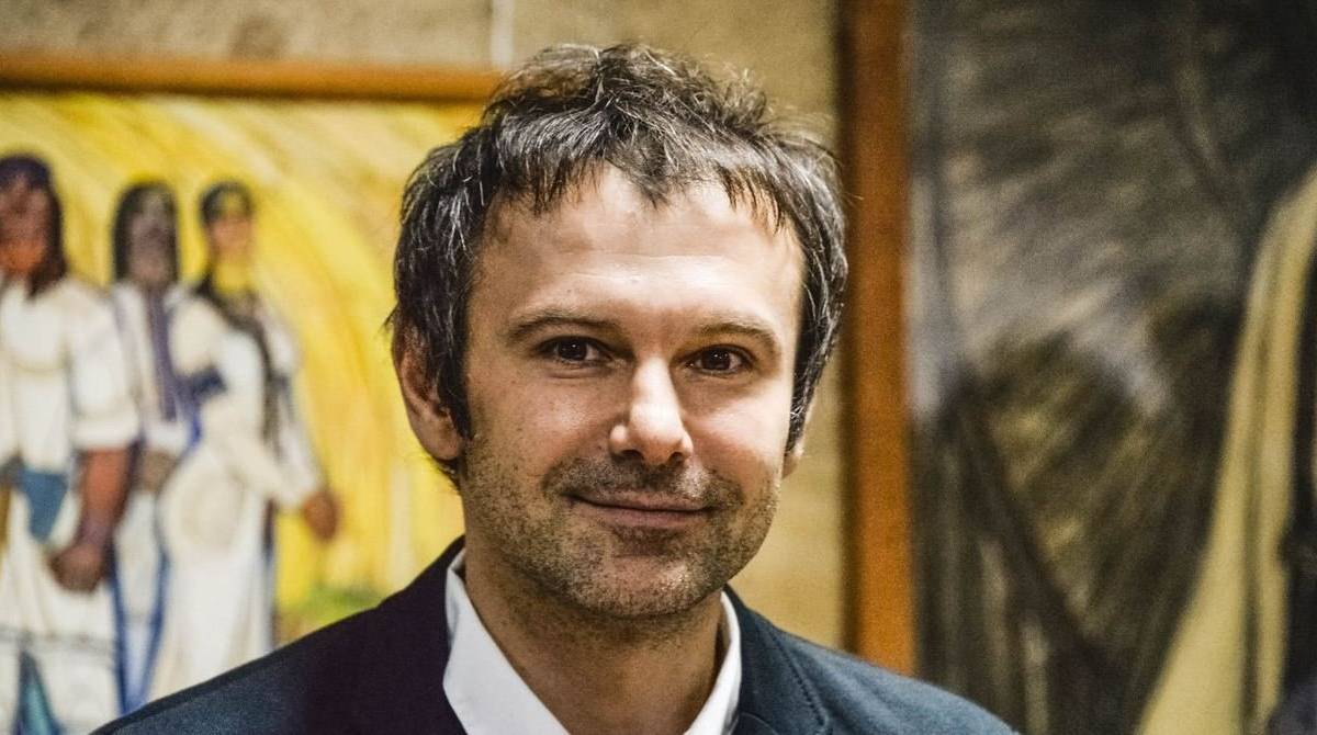 Езжай в Донбасс! Тебя там заждались: соцсети о обращении к народу Вакарчука Езжай в Донбасс! Тебя там заждались: соцсети о обращении к народу Вакарчука