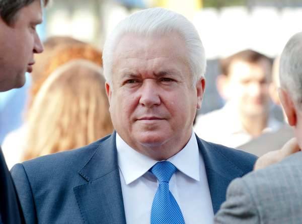 Олейник рассказал, за что Порошенко объявил войну Саакашвили