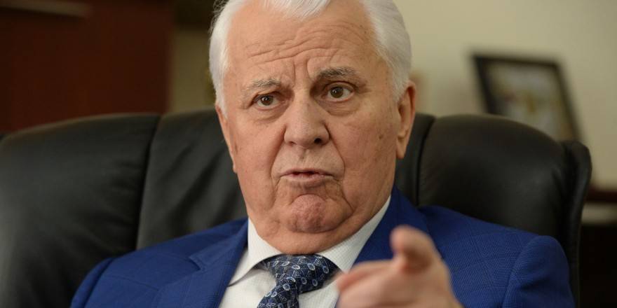 Кравчук: Россия должна отказаться от силового давления на Украину Кравчук: Россия должна отказаться от силового давления на Украину