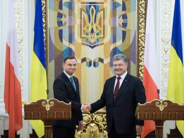 Власти Украины и Польши сближает только общая ненависть к России
