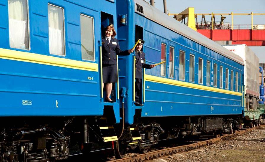 Киев готов закрыть железнодорожное сообщение с Россией