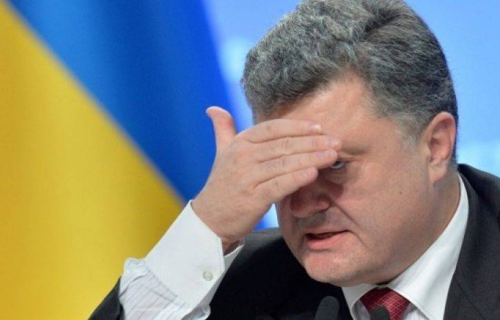Пётр Порошенко перепутал закон с флешмобом