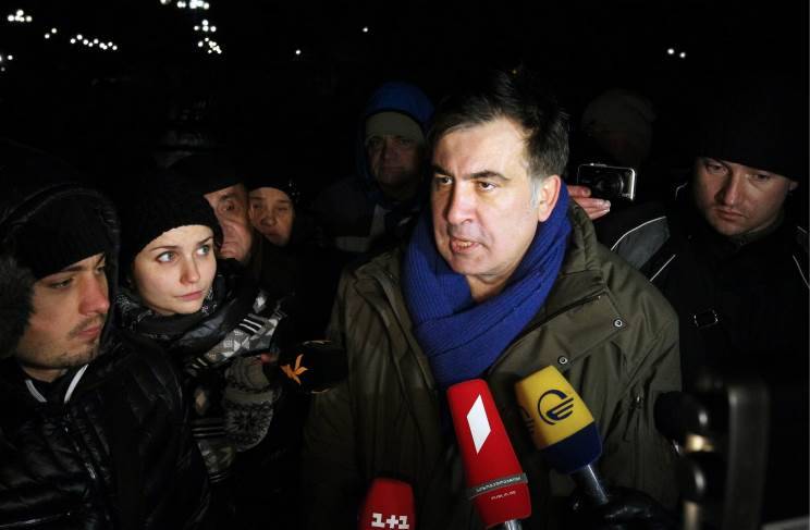 Теперь Саакашвили вызвали на допрос в СБУ, но он и туда не собирается