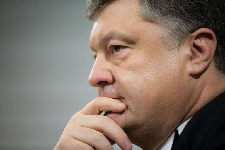 Реинтеграционный клинч: почему «зависли» законы Порошенко по Донбассу?