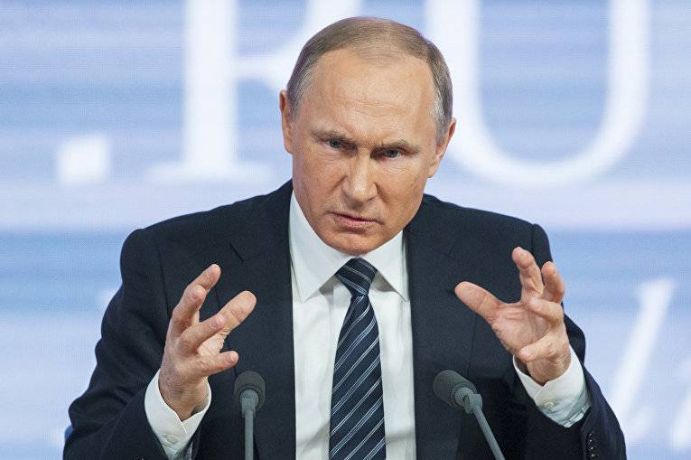 CNN поведал, как Путин ошарашил западного журналиста своей жесткостью CNN поведал, как Путин ошарашил западного журналиста своей жесткостью