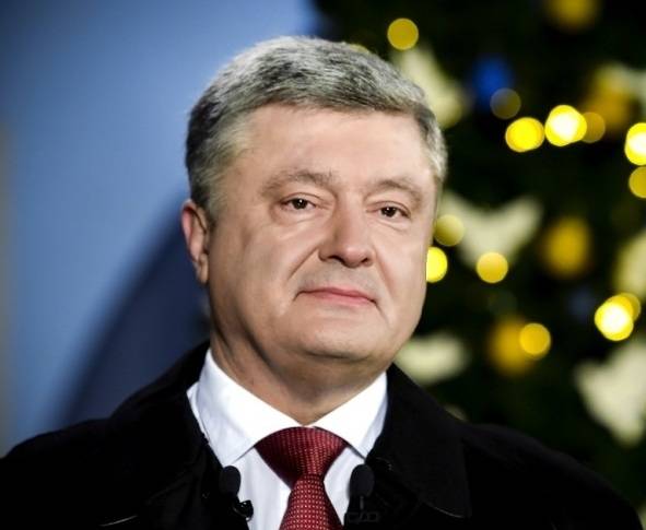 Порошенко цинично поздравил Крым и жителей Донбасса с Новым годом