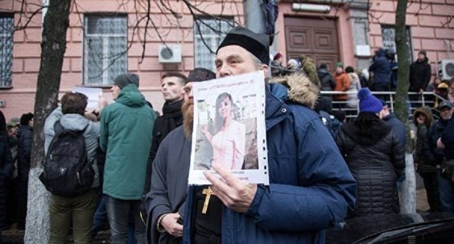 Украинцы шокированы беззаконием в стране: «Это плевок в лицо всем нам» Украинцы шокированы беззаконием в стране: «Это плевок в лицо всем нам»