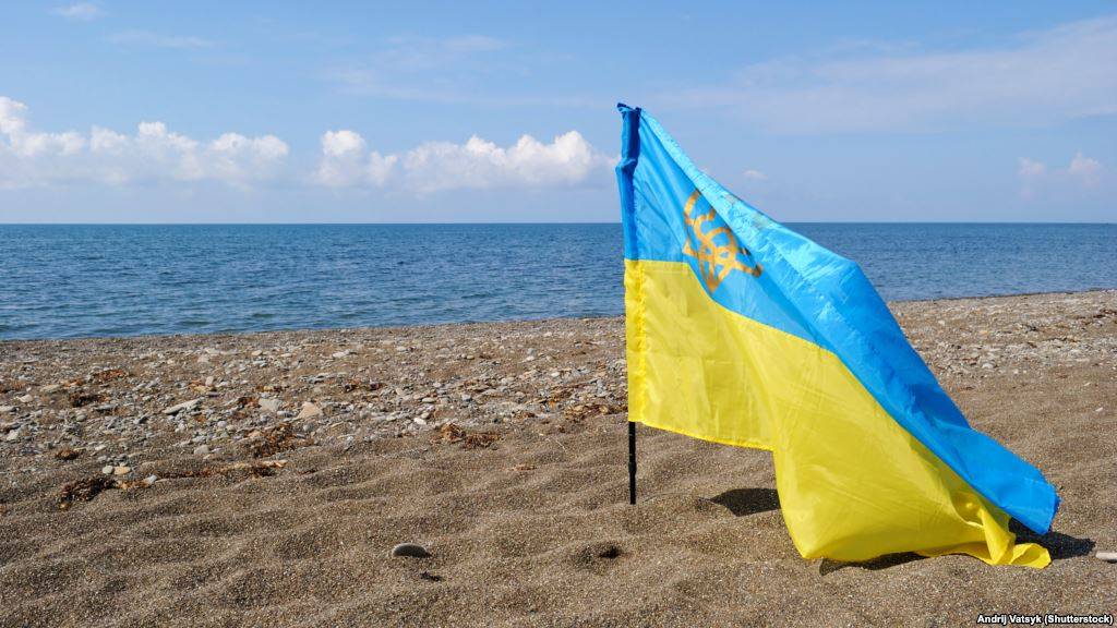 Выгнали всех русских: в Киеве напомнили о победе Украины в Крыму Выгнали всех русских: в Киеве напомнили о победе Украины в Крыму