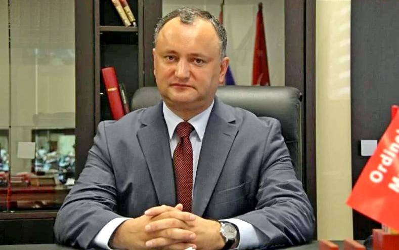 Президент со связанными руками Президент со связанными руками
