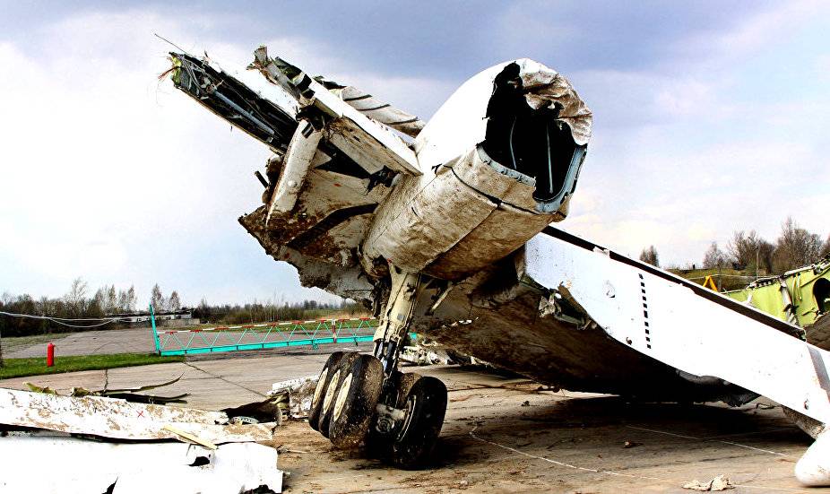 Бомбу на борту Ту-154 могли заложить только в Польше