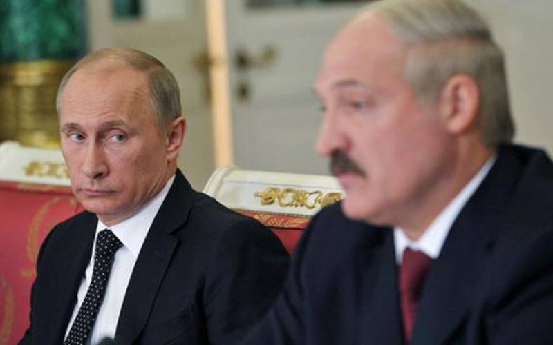 Белорусский баланс или шпагат Лукашенко