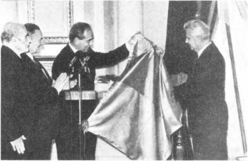 УНР и фашизм - одно лицо