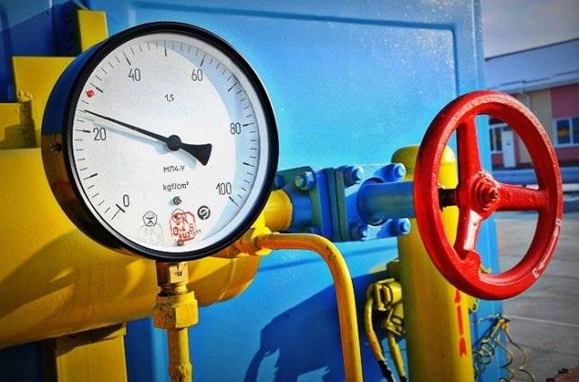 Никогда не говори никогда: Украина решила покупать российский газ