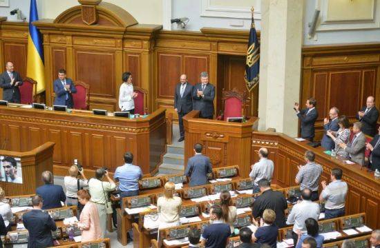 Первая реакция украинских политиков на закон «о деоккупации Донбасса»