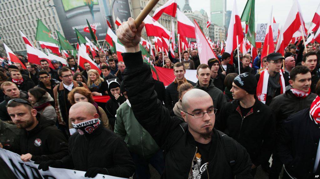 Генпрокуратура Польши внезапно нашла неонацистов