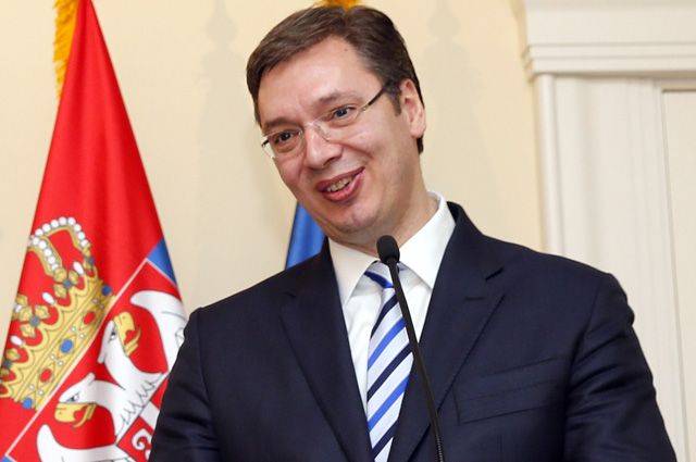 Вучич призвал сербов не уезжать из Косово
