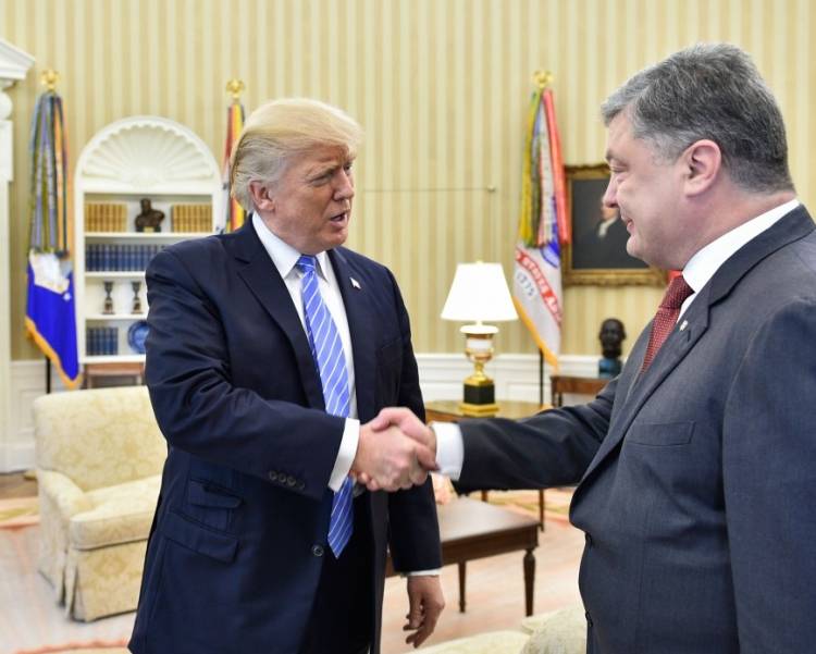 Что натворил Порошенко в обход указок Трампа Что натворил Порошенко в обход указок Трампа