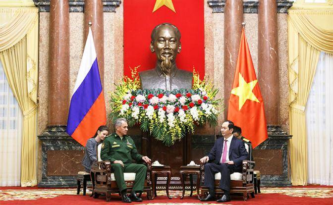 США уводят Вьетнам из-под носа России и Китая