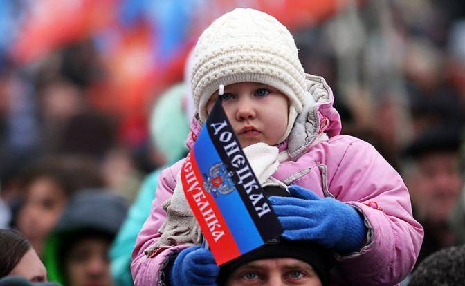 Российская элита, чтобы угодить Западу, готова сдать Донбасс