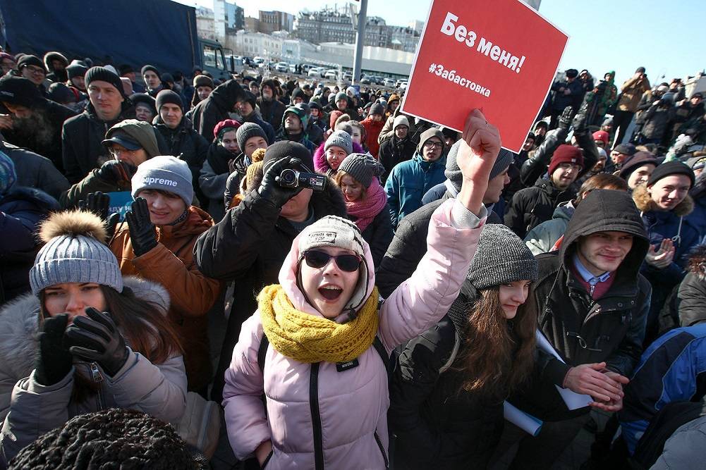 Задержания на "забастовке избирателей" Навального: факты и мифы