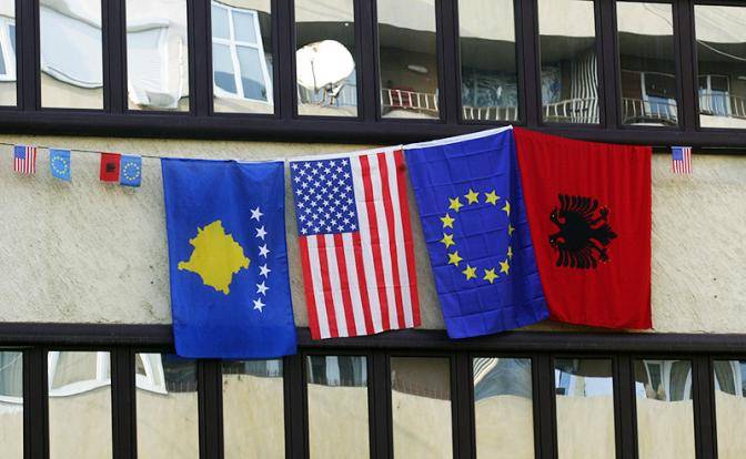 Сербию и Косово пригласят в ЕС, чтобы «дружить» против России